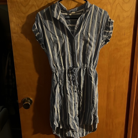 Japan medium dress only worn a few times. - Picture 3 of 7